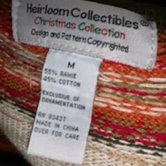 Christmas Sweater Size Medium - Picture 6 of 6